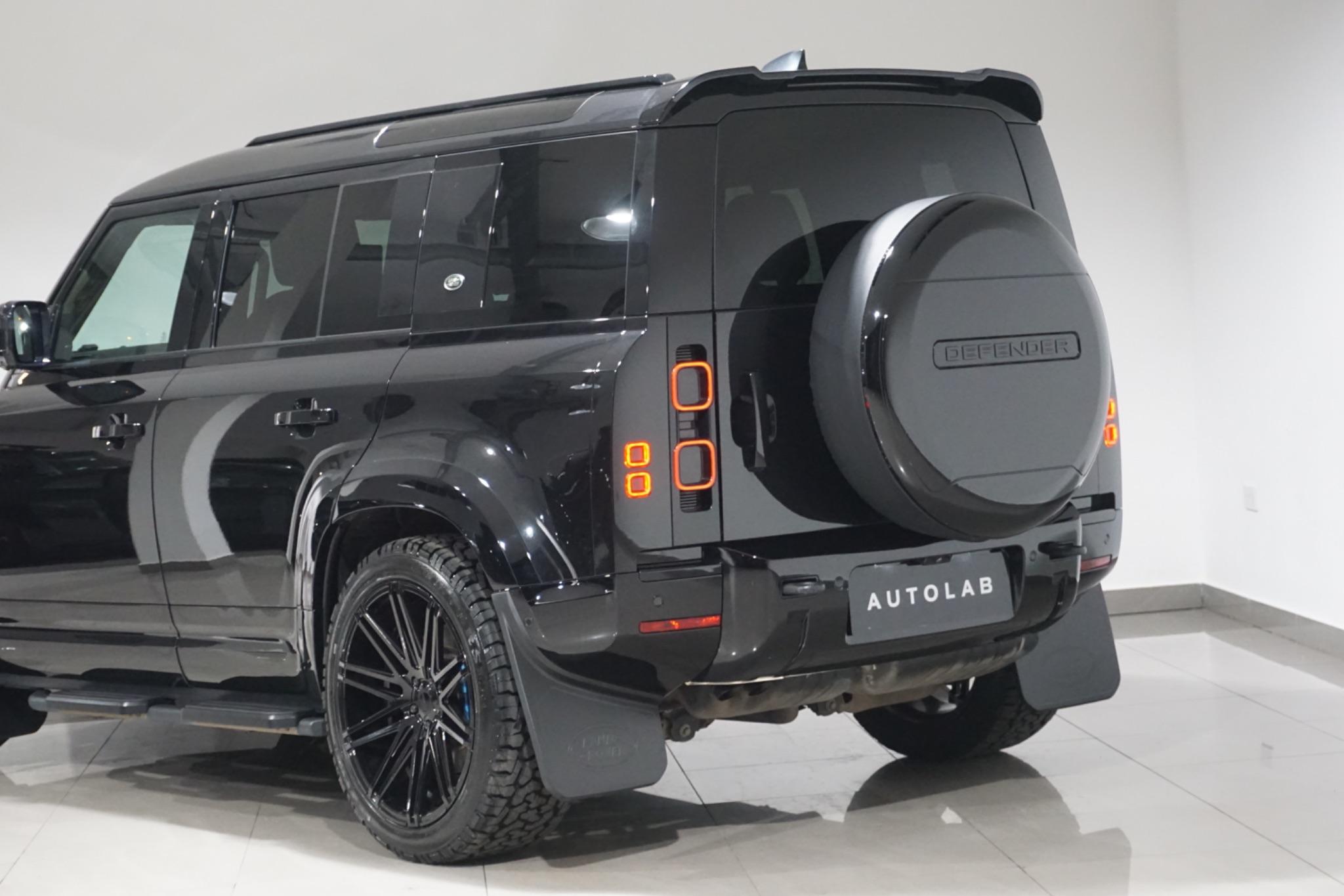 Land Rover Defender 110 3.0 D250 MHEV X-Dynamic HSE Auto 4WD Euro 6 (s/s) 5dr